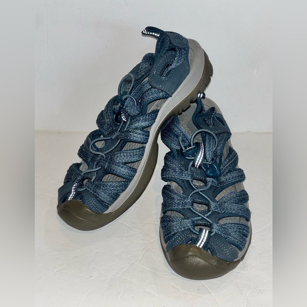 Keen Women Whisper Trail Hiking Sandal Water Shoe Size 7